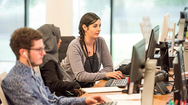 AI in UK Banking: What It Means for Finance Contractor Demand