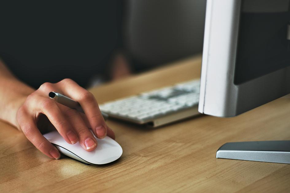 US Contractor Abroad: FEIE, Self-Employment Tax and Double Taxation Explained